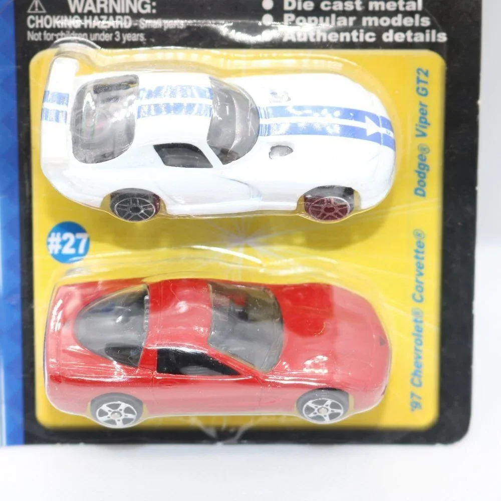 Maisto Motor Works #27 1997 Corvette & Dodge Viper GT2 new old stock